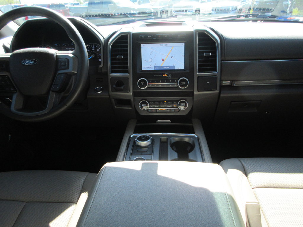 Used 2021 Ford Expedition Max XLT AWD/4WD image 16