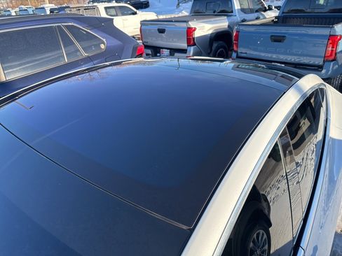 Used 2018 Tesla Model 3 Long Range image 28