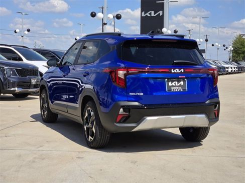 New 2026 Kia Seltos S image 3