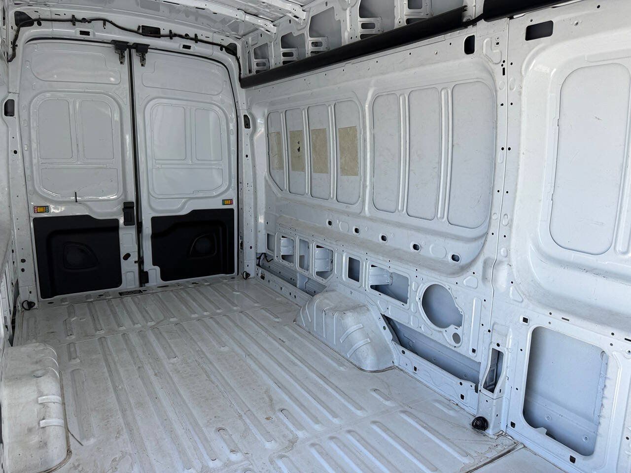 Used 2023 Ford Transit 250 148 High Roof Extended RWD image 25