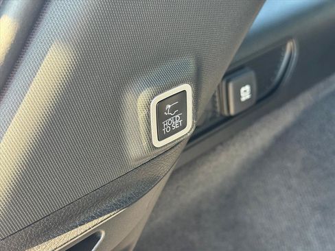 Used 2025 Jeep Grand Cherokee Summit AWD/4WD image 6