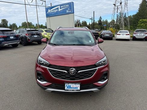 Used 2023 Buick Encore GX Essence w/ Experience Buick Package FWD image 2