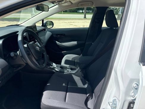 Used 2026 Toyota Corolla LE FWD image 11