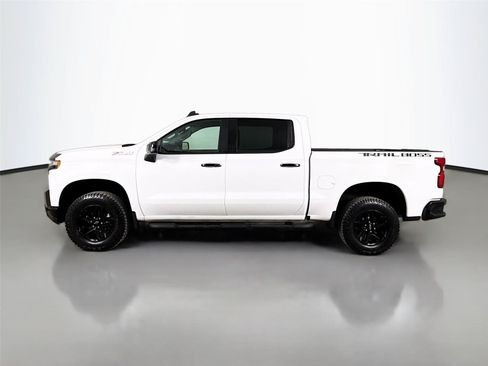 Used 2021 Chevrolet Silverado 1500 LT Trail Boss w/ Bed Protection Package AWD/4WD image 6