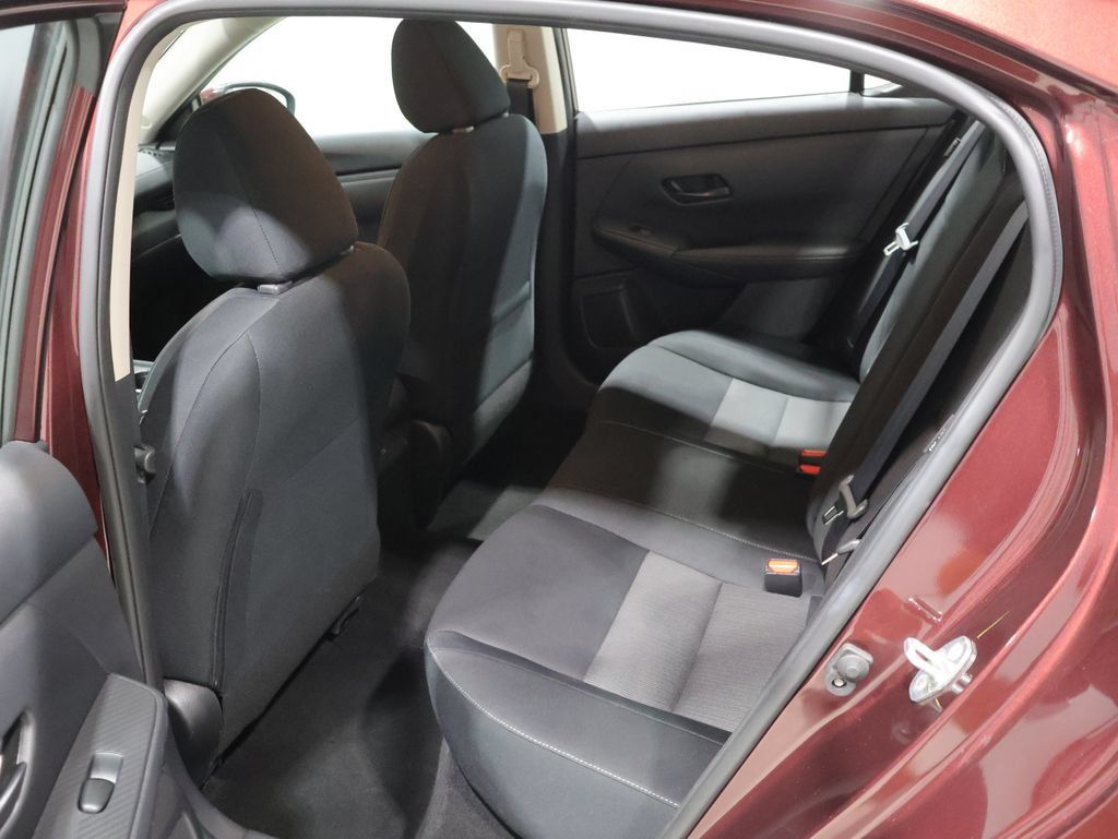 Used 2025 Nissan Sentra SV w/ All-Weather Package FWD image 17