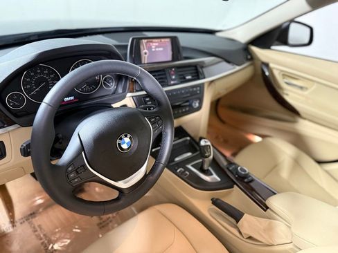 Used 2014 BMW 328i xDrive Sedan AWD/4WD image 18