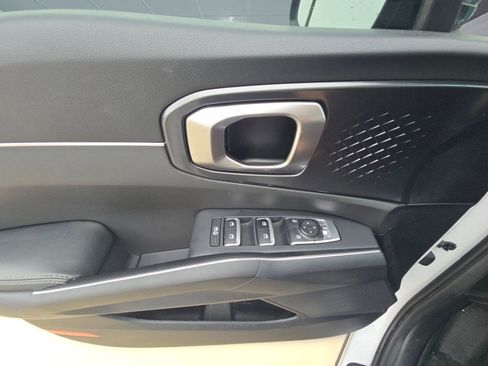 Used 2023 Kia Sorento S w/ Panoramic Sunroof Package image 21