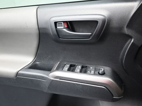 Used 2023 Toyota Tacoma SR5 image 34