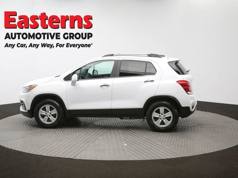 Used 2020 Chevrolet Trax LT w/ LT Convenience Package image 59