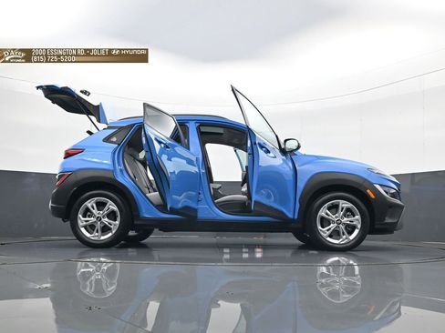 Certified 2022 Hyundai Kona SEL w/ Convenience Package AWD/4WD image 33