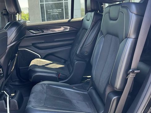 Used 2021 Jeep Grand Cherokee L Laredo AWD/4WD image 19
