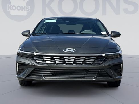 New 2026 Hyundai Elantra SE w/ Cargo Package image 11