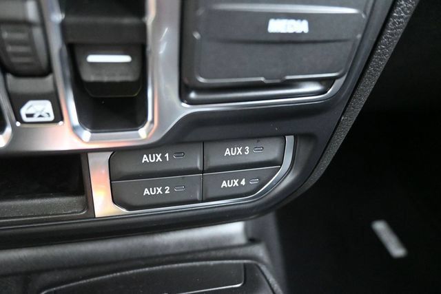 New 2027 Jeep Wrangler Unlimited Sahara AWD/4WD image 30