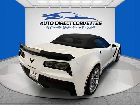 Used 2018 Chevrolet Corvette Z06 w/ Z07 Performance Package RWD image 34