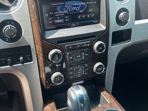 Used 2014 Ford F150 Platinum RWD image 11