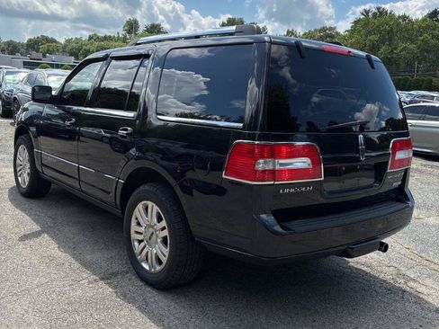 Used 2013 Lincoln Navigator 4WD image 3