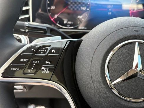 New 2026 Mercedes-Benz E 350 4MATIC Sedan image 16