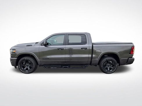 Used 2025 RAM 1500 Big Horn AWD/4WD image 9