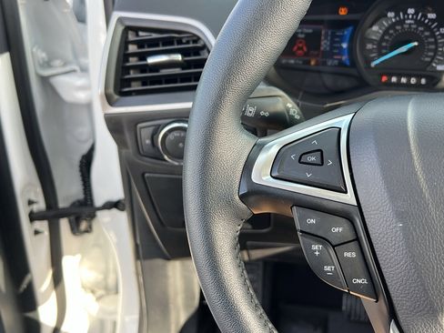 Used 2024 Ford Edge SEL w/ Convenience Package image 34