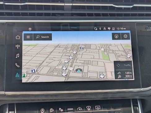 Used 2023 Audi Q8 Prestige image 24