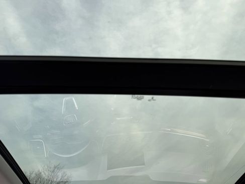 Used 2023 Audi Q5 2.0T Prestige image 16