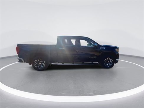 Used 2024 GMC Sierra 1500 SLT w/ SLT Premium Plus Package image 13