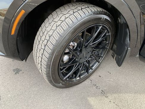 Used 2022 Kia Sorento S w/ Panoramic Sunroof Package image 11