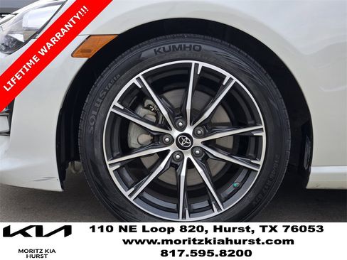 Used 2020 Toyota 86 image 17