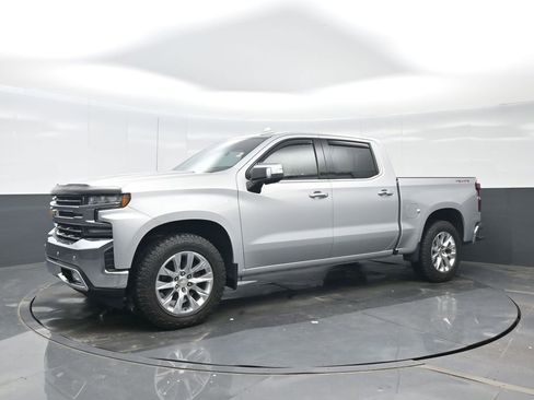 Used 2019 Chevrolet Silverado 1500 LTZ w/ LTZ Premium Package AWD/4WD image 2