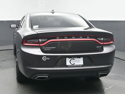 Used 2017 Dodge Charger SXT AWD/4WD image 5