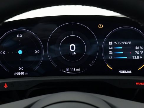 Used 2023 Porsche Taycan 4 Cross Turismo image 41