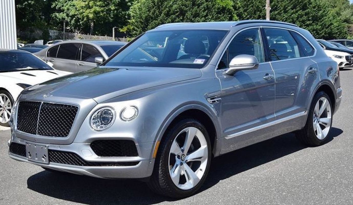 Used 2019 Bentley Bentayga AWD/4WD image 2