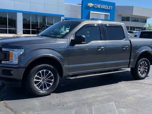 Used 2020 Ford F150 XLT w/ Equipment Group 302A Luxury AWD/4WD image 4