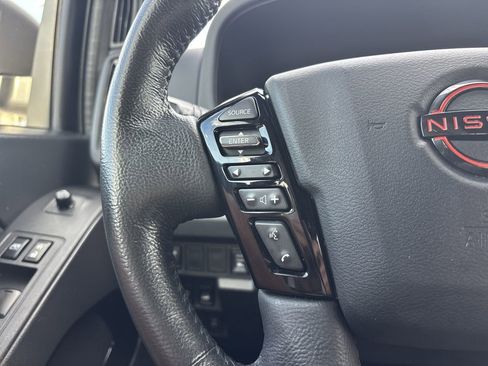 Used 2022 Nissan Frontier PRO-4X w/ Pro-4X Premium Package image 28