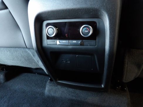 Used 2025 Buick Enclave Preferred image 24