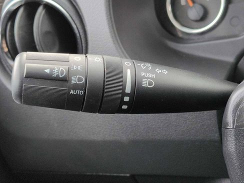 Used 2017 Jeep Compass High Altitude image 29