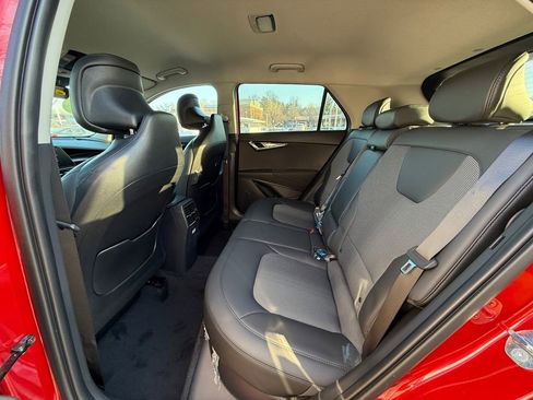 New 2025 Kia Niro EX w/ EX Cold Weather Package image 25