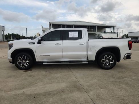 Used 2024 GMC Sierra 1500 SLT RWD image 4