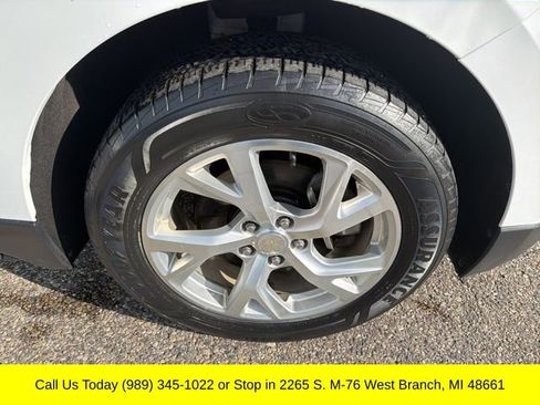Used 2018 Chevrolet Equinox LT AWD/4WD image 4
