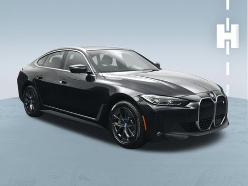 Used 2023 BMW i4 eDrive35 RWD image 1
