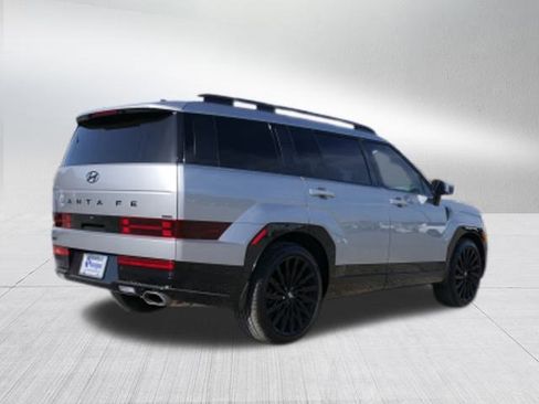 Used 2024 Hyundai Santa Fe Calligraphy image 3
