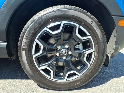Certified 2025 Ford Bronco Sport Outer Banks w/ Outer Banks Tech Package+ AWD/4WD image 10