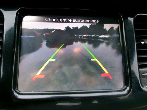 Used 2016 Dodge Dart SXT image 17