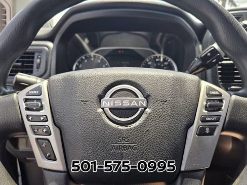 Used 2023 Nissan Titan SV RWD image 23