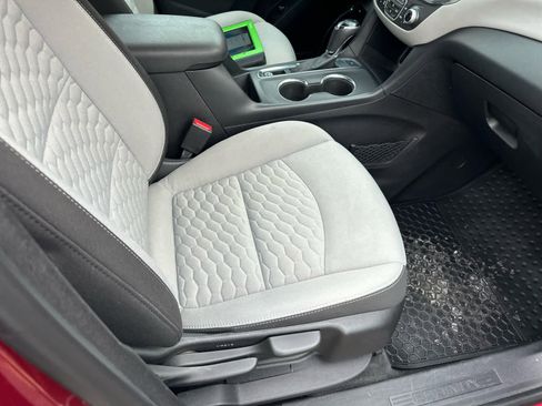 Used 2018 Chevrolet Equinox LT w/ Sun & Infotainment Package image 15