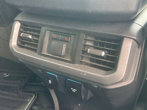 Used 2023 Ford F150 Lariat w/ Equipment Group 502A High AWD/4WD image 30