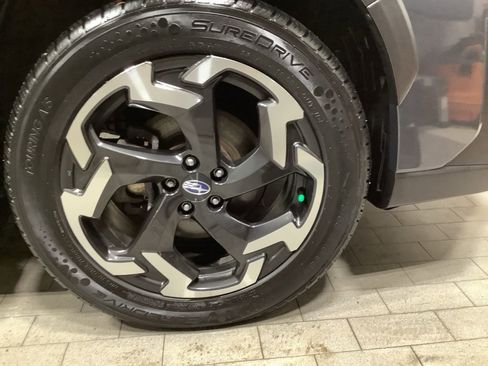 Certified 2023 Subaru Crosstrek 2.5i Limited w/ Moonroof Package AWD/4WD image 19