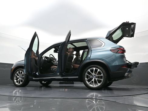 Used 2026 BMW X5 xDrive40i image 42