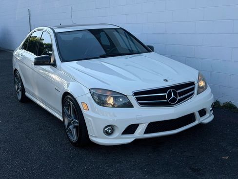 Used 2011 Mercedes-Benz C 63 AMG Sedan image 8