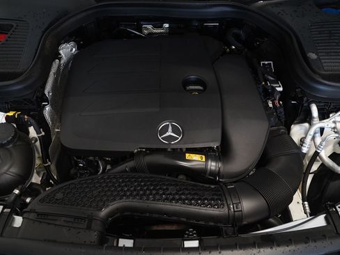 Certified 2022 Mercedes-Benz GLC 300 4MATIC image 29